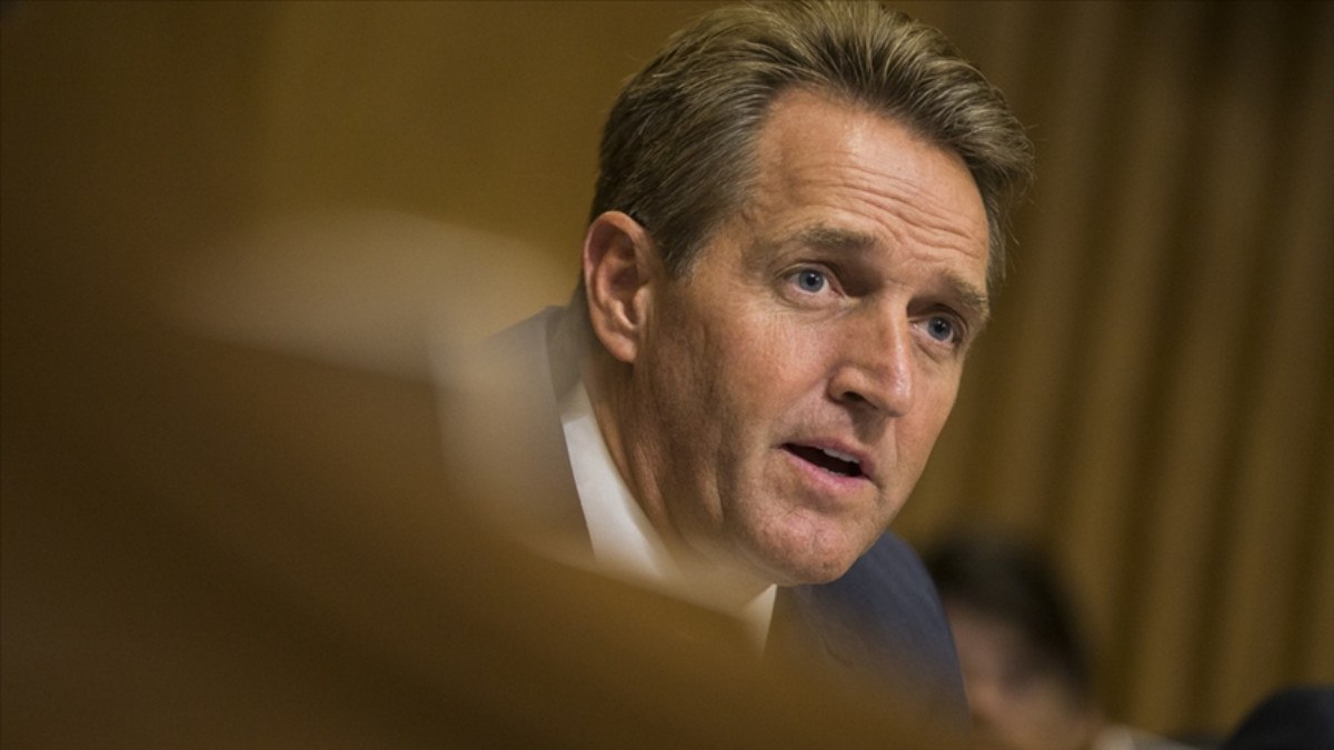 Jeff Flake: Suriye ile ilişki kurulmasına karşıyız