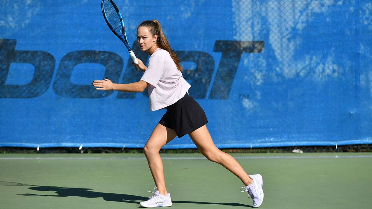 Darısı Wimbledon'a! Milli tenisçi Zeynep Sönmez W40 Tallinn'de şampiyon oldu