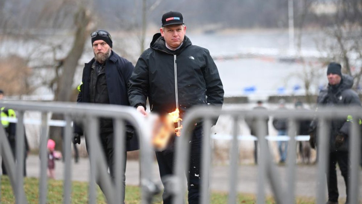 Kur'an-ı Kerim'i yakan Rasmus Paludan: Rusya Büyükelçiliği önünde de yakabilirim