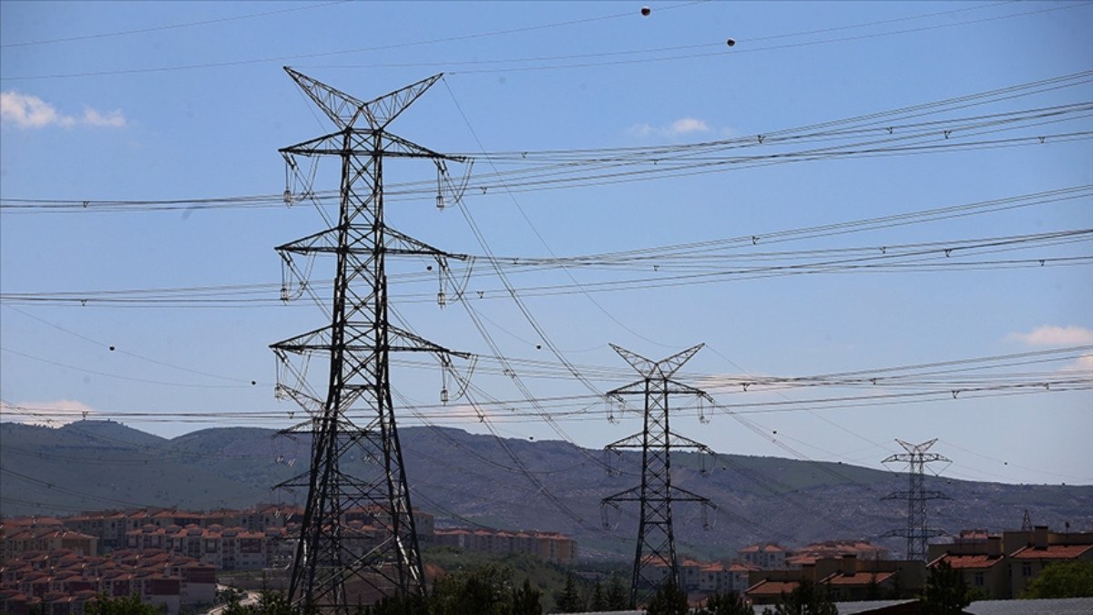 Sanayi elektriğinde yüzde 12 indirim bekleniyor