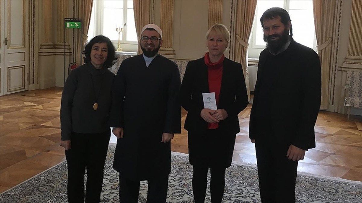 İsveç'te Yahudiler ve Müslümanlardan Kur'an-ı Kerim'in hedef alınmasına açıklama
