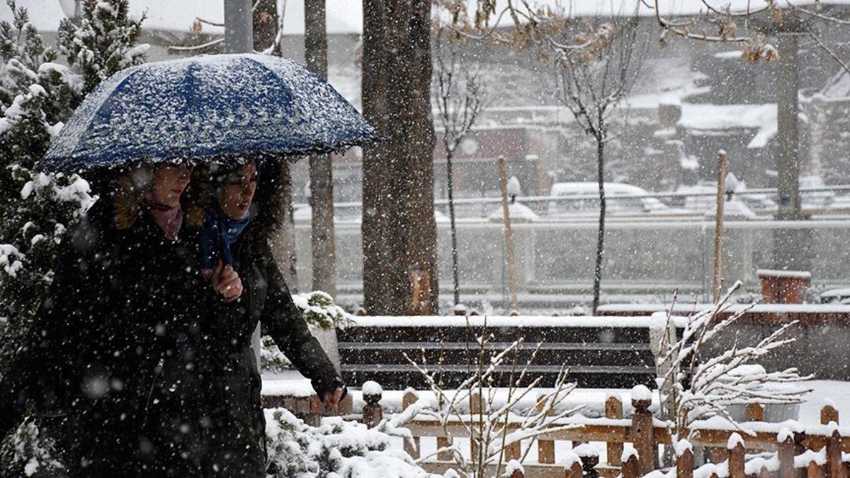 Yurt genelinde sıcaklık düşüyor, kuvvetli yağış ve kar geliyor