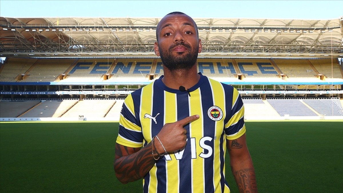 Joao Pedro'nun menajeri: Fenerbahçe'de kalma kararı verdik