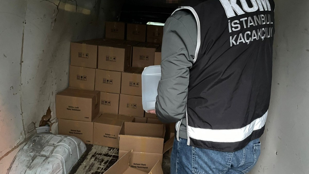 İstanbul'da sahte içki operasyonu: 5 ton 305 litre alkol ele geçirildi