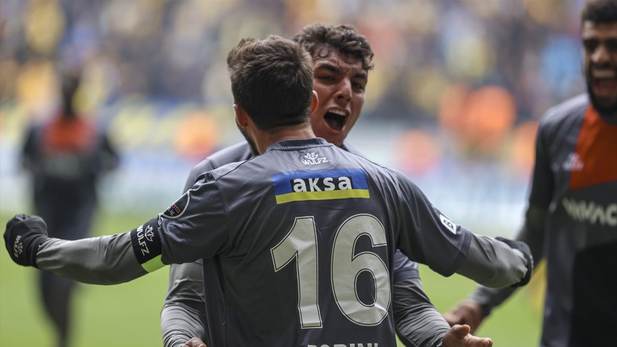 Fatih Karagümrük, Ankaragücü'nü 2 golle geçti