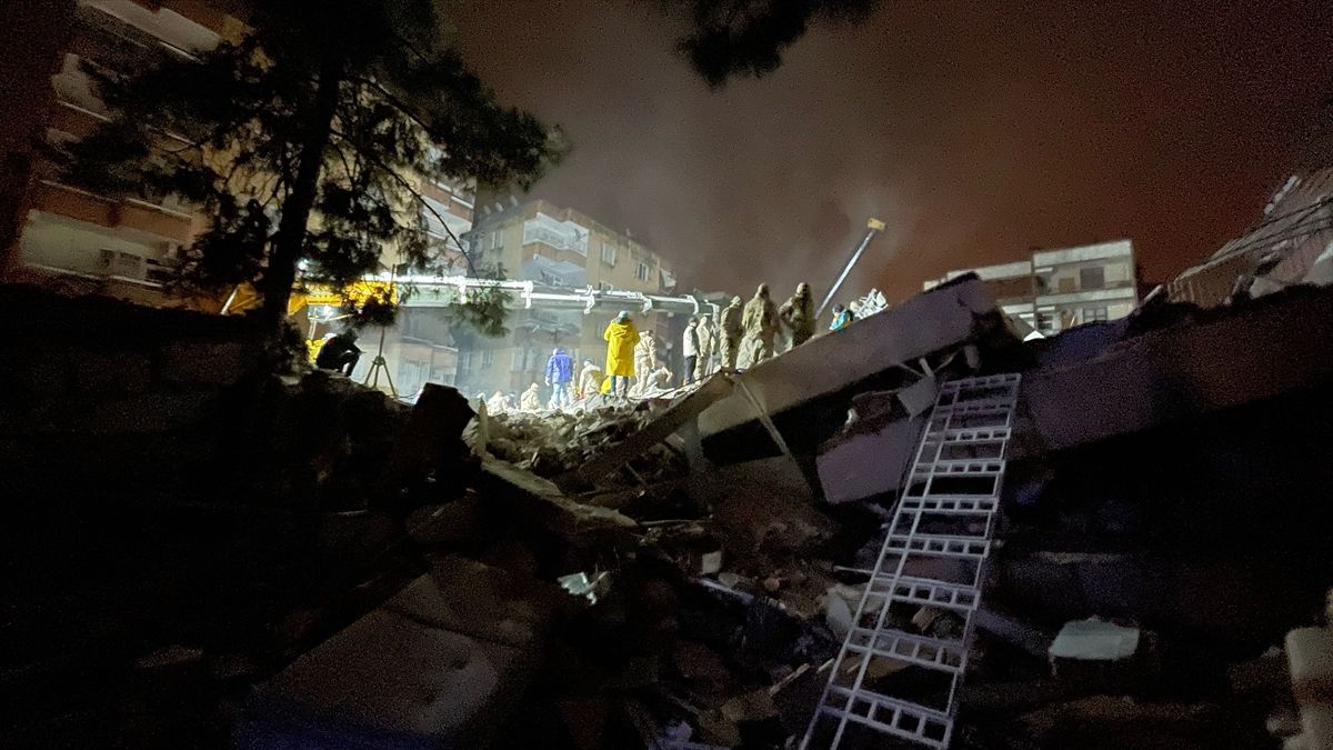AFAD: Deprem bölgesine 250 milyon lira gönderildi