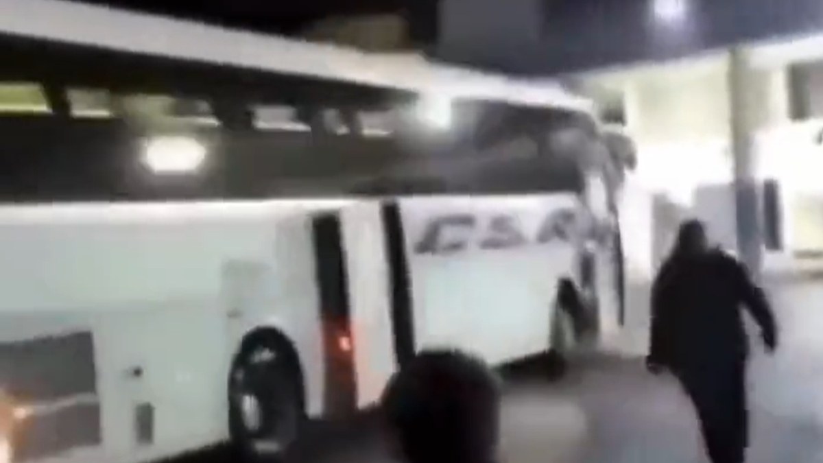 Hatay’daki depremin şiddeti otobüs terminalinde kaydedildi
