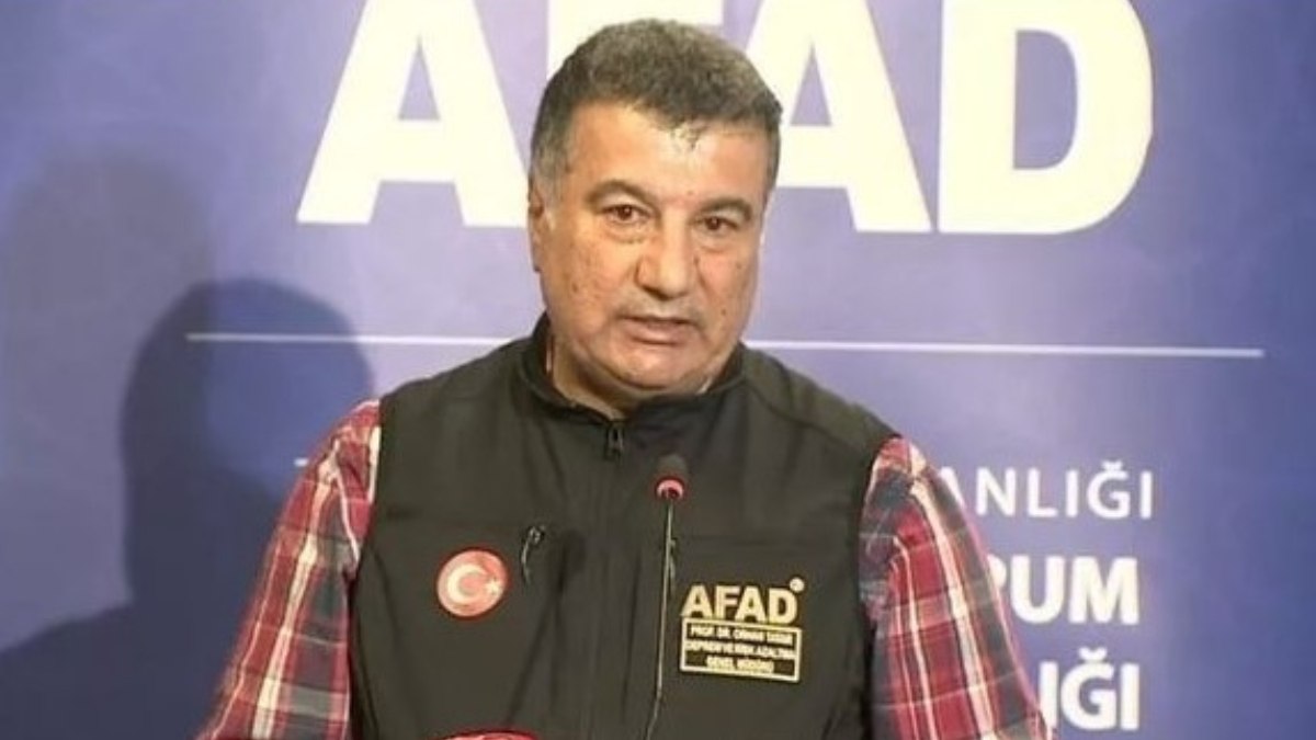 AFAD Genel Müdürü Orhan Tatar, depremle ilgili açıklamalarda bulundu