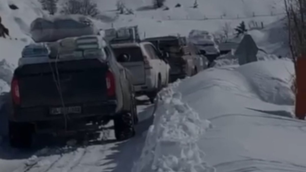 Adıyaman'ın uzak köylerine İHH tarafından yardımlar ulaştırılıyor