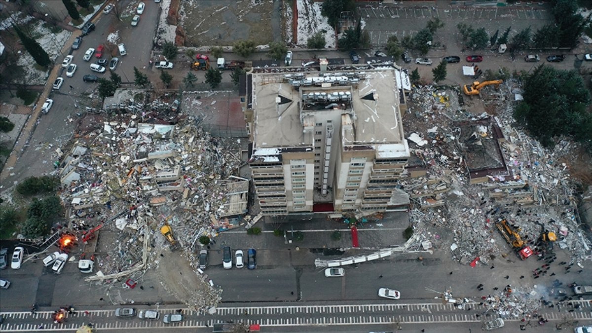 TFF ve Kulüpler Birliği Vakfı, deprem bölgesine 1000 konteynerlik mahalle kuracak