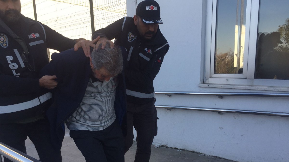 KKTC'de yakalanan müteahhit Hasan Alpargün Adana'ya getirildi