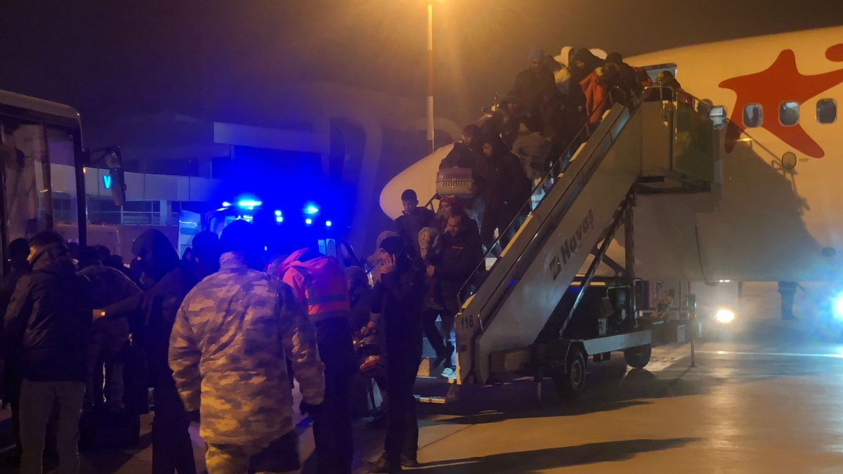 158 tren seferi ile 30 bin depremzede tahliye edildi