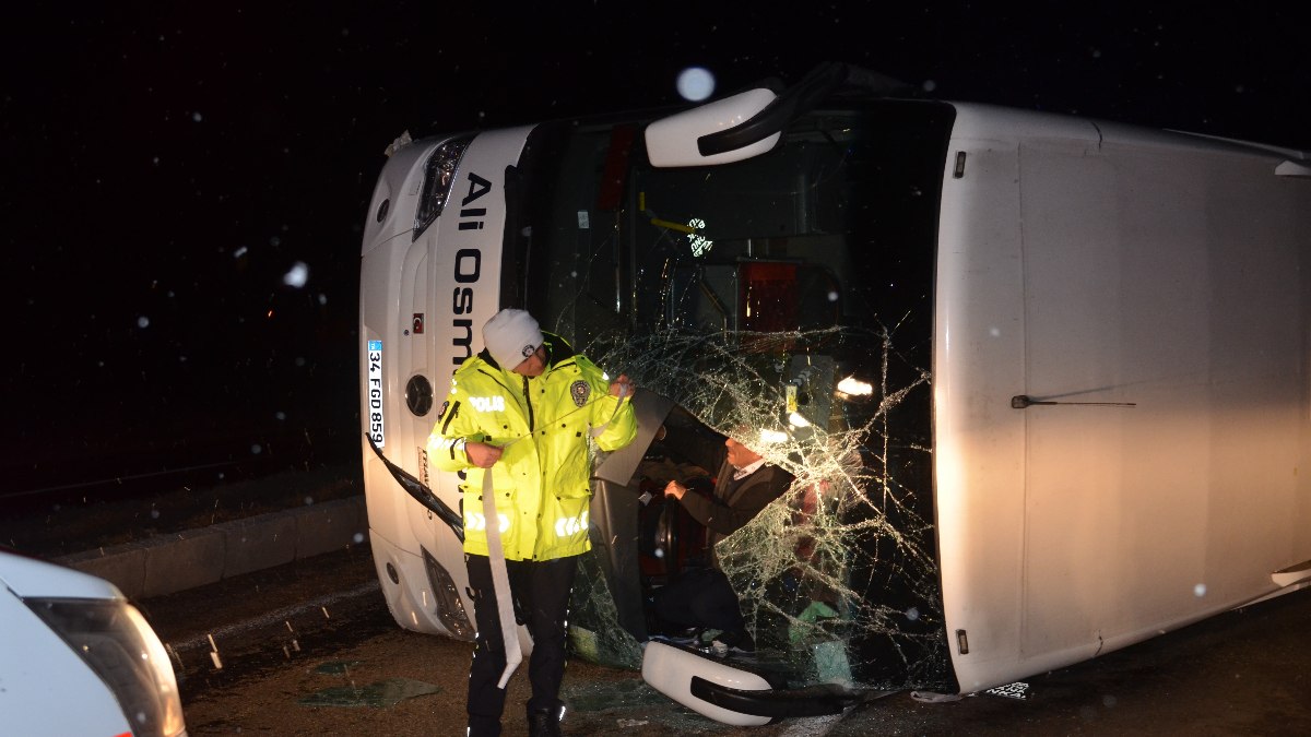 Kastamonu’da yolcu otobüsü devrildi: 30 yaralı