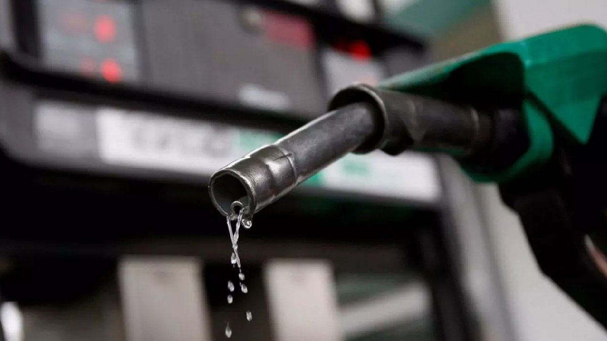 AKARYAKITTA ÇİFTE ZAM | Benzin ve mazota zam mı geldi? 14 Şubat benzin, motorin ve LPG ne kadar oldu?