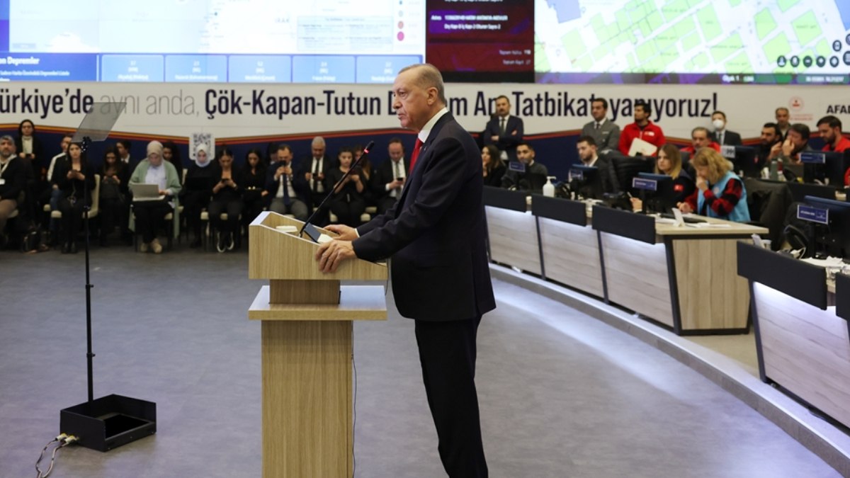 Cumhurbaşkanı Erdoğan: Kabine üyeleri olarak AFAD'a 136 milyon lira bağışlayacağız