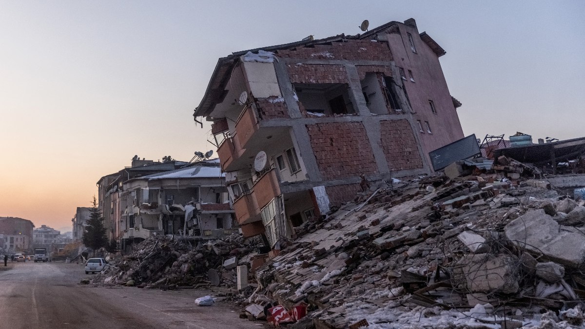 Kahramanmaraş depreminin polis telsizine yansıyan hali