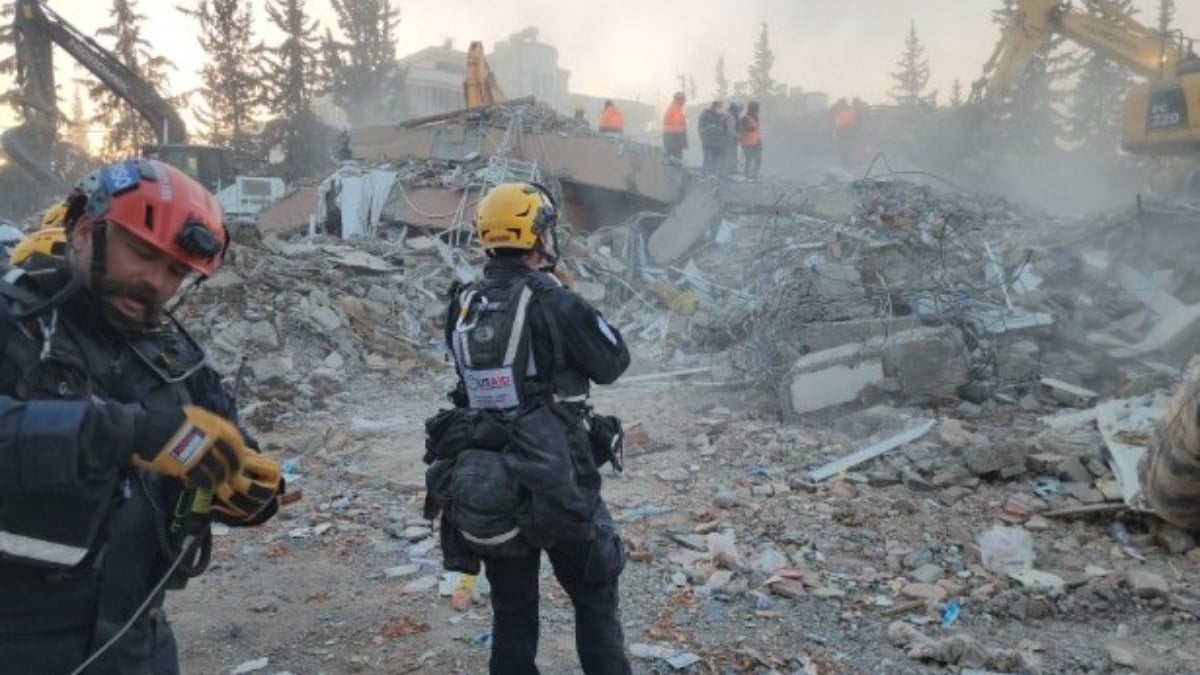 ABD’li ekipler 5 bin 500 binada hasar tespiti yaptı