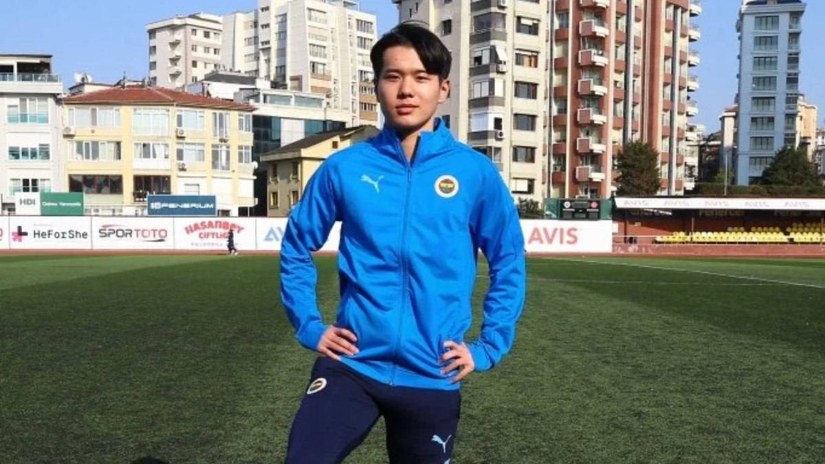 Fenerbahçe, Jin-Ho Jo ile profesyonel sözleşme imzaladı