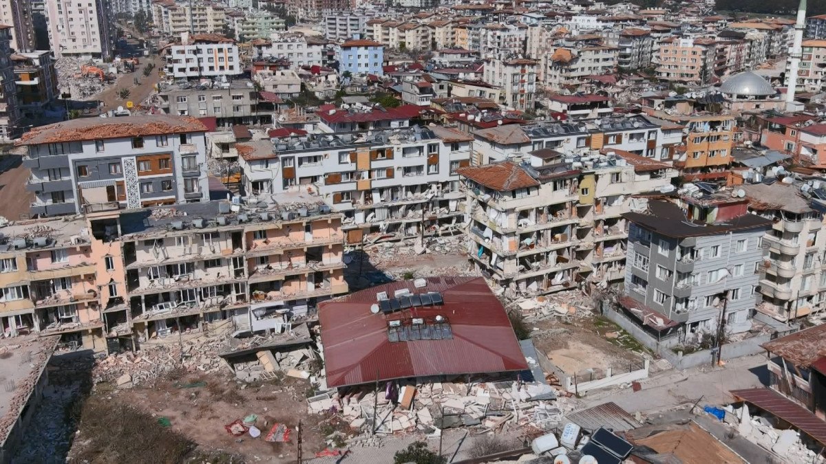 6.4'lük depremden sonra Antakya'nın havadan görünümü