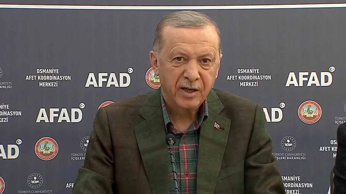 Cumhurbaşkanı Erdoğan: 1 yıl içinde 70 bin köy evi inşa edeceğiz