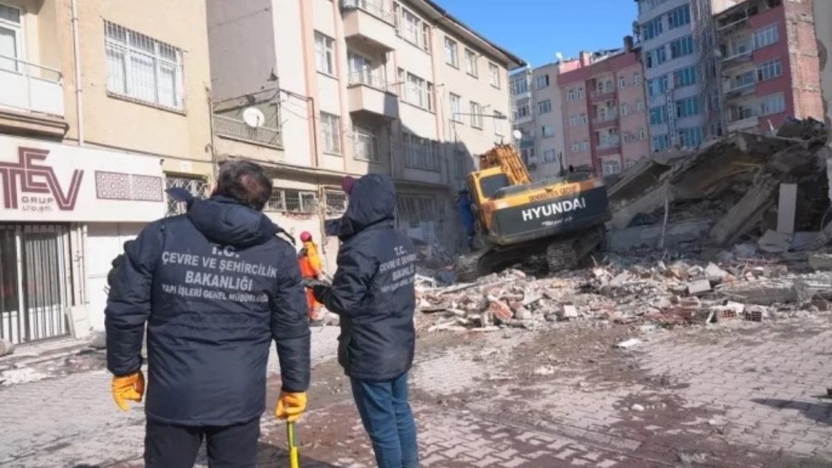 Deprem bölgesindeki hasar tespit çalışmalarında son durum