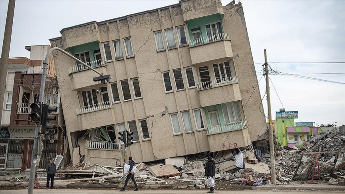D-8 Ekonomik İşbirliği Örgütü'nden Türkiye'deki depremler için dayanışma bildirisi
