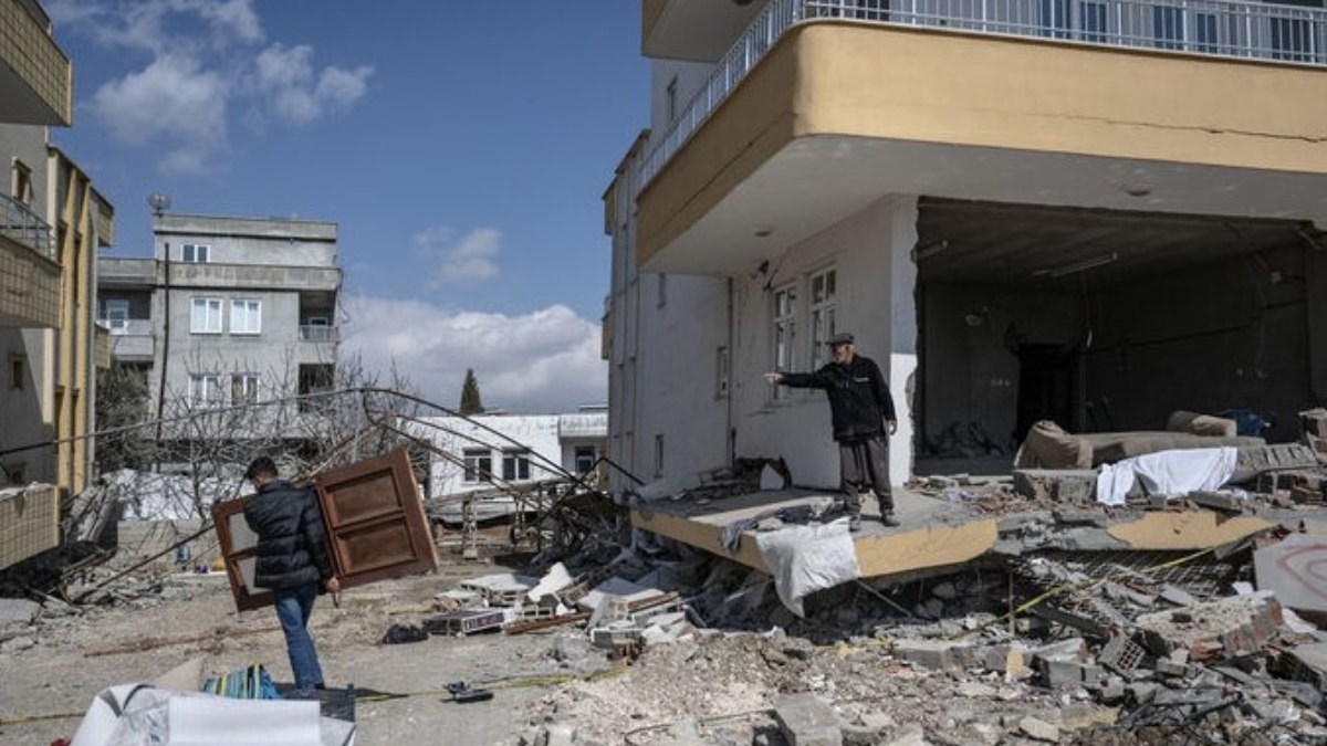 Adıyaman'da yıkılan binayı inşa eden 2 şirket yetkilisi tutuklandı