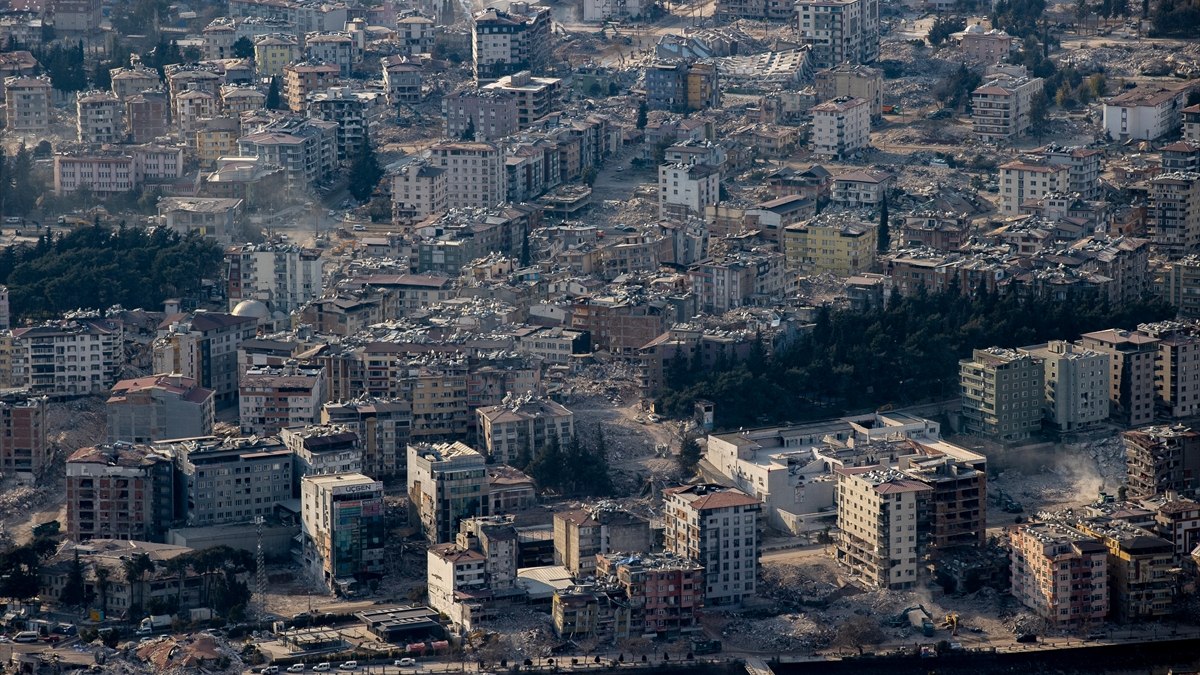 Felaketi fırsata çevirmeye çalışan fahiş fiyatçılar için yasa hazırlığı