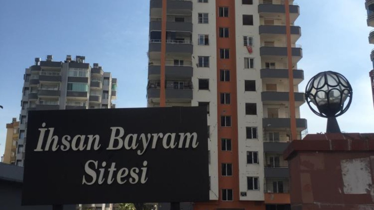 Adana'da 90 kişiye mezar olan binanın müteahhit ve mühendisi birbirini suçladı