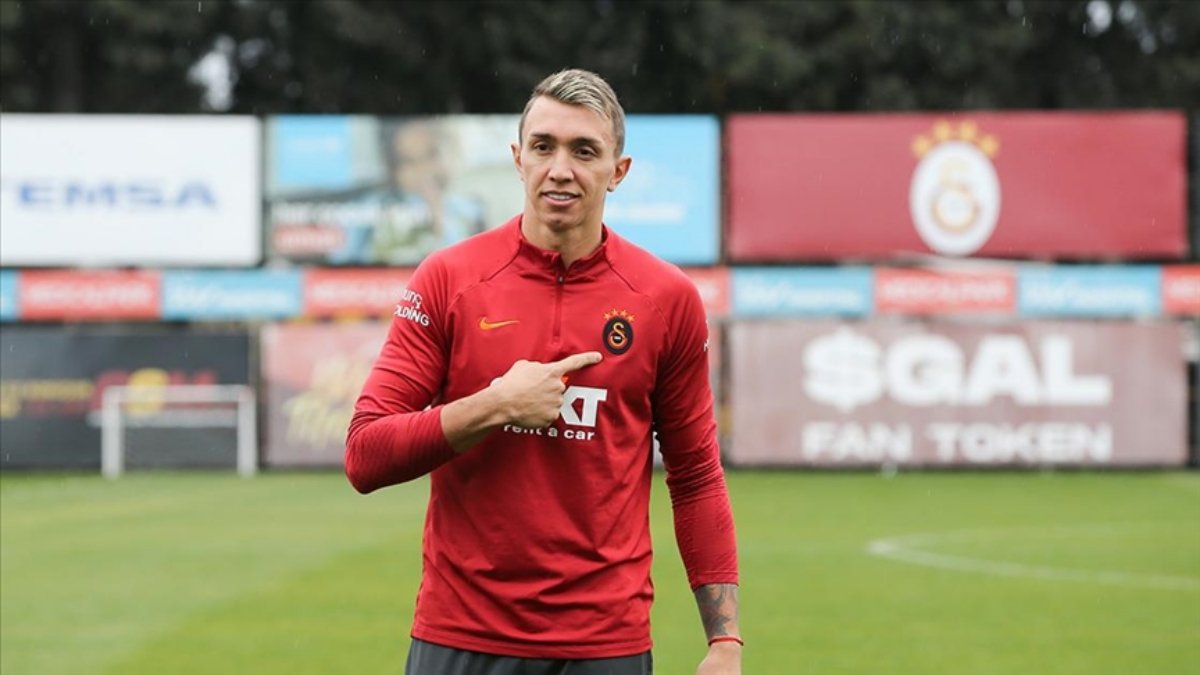 Fernando Muslera takımla çalıştı