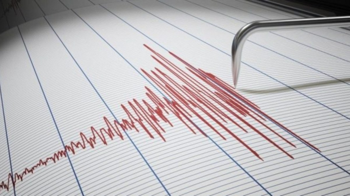 SON DAKİKA DEPREM! Bursa Karacabey'de 3.9  büyüklüğünde deprem meydana geldi..
