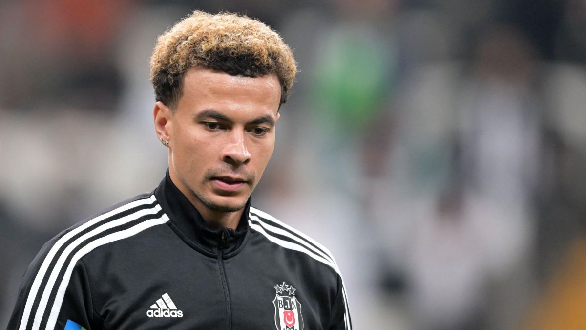 Dele Alli'ye eski hocası destek oldu