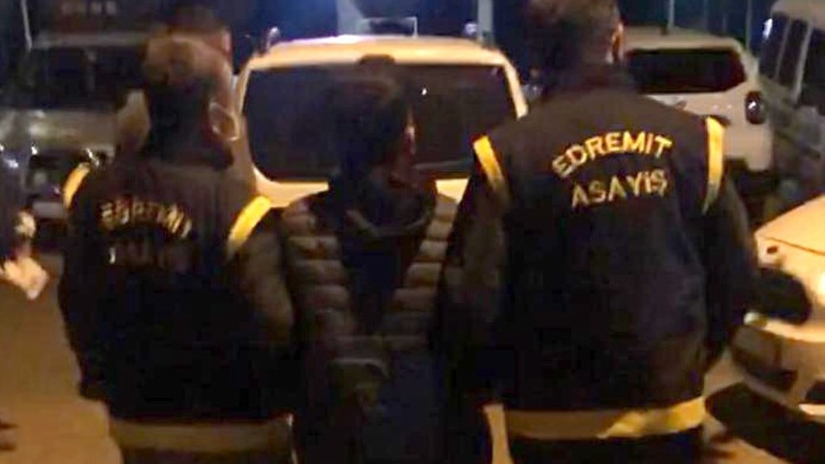 Balıkesir'de 17 yaşında 35 suç kaydı çıkan genç tutuklandı