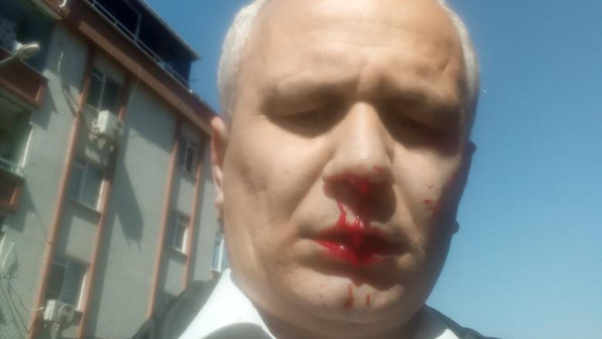 İlahiyatçı Cemil Kılıç, Gaziosmanpaşa'daki evinin önünde saldırıya uğradı