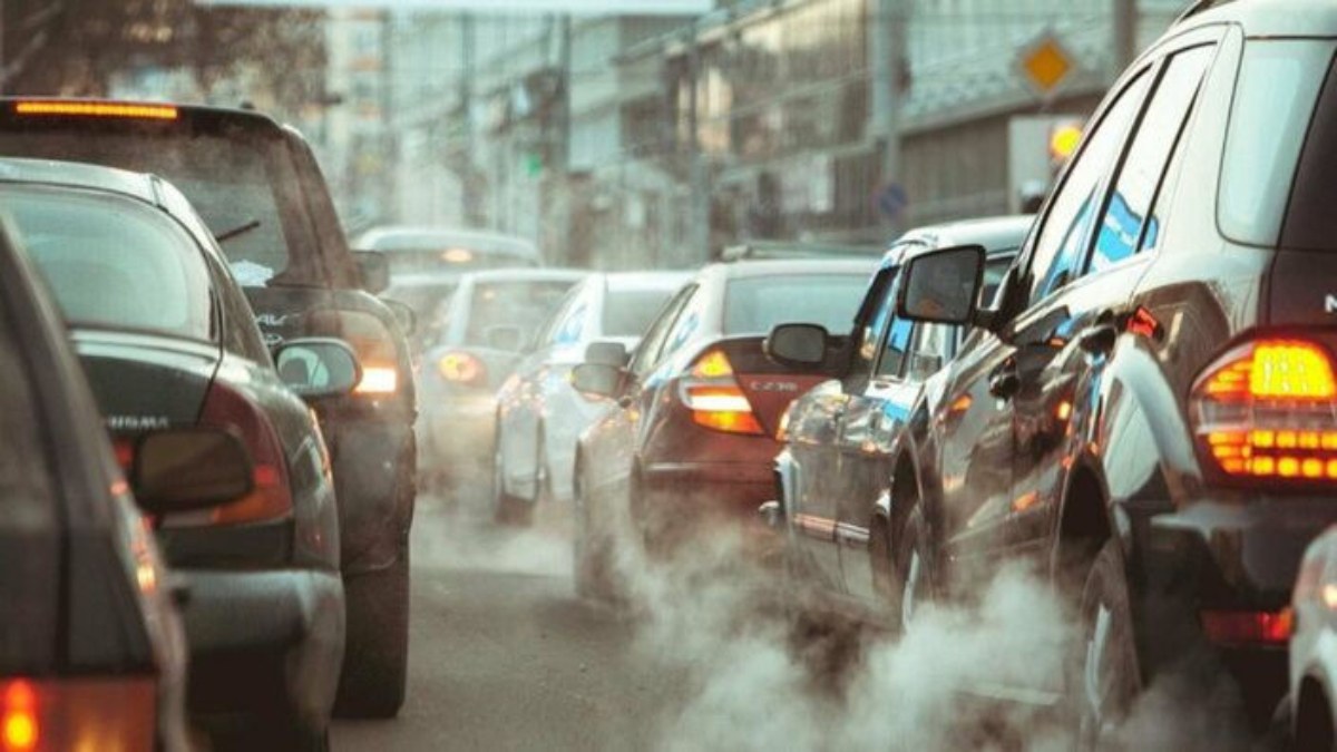 AB, 2035'te benzinli ve dizel arabaları yasaklamayı onayladı