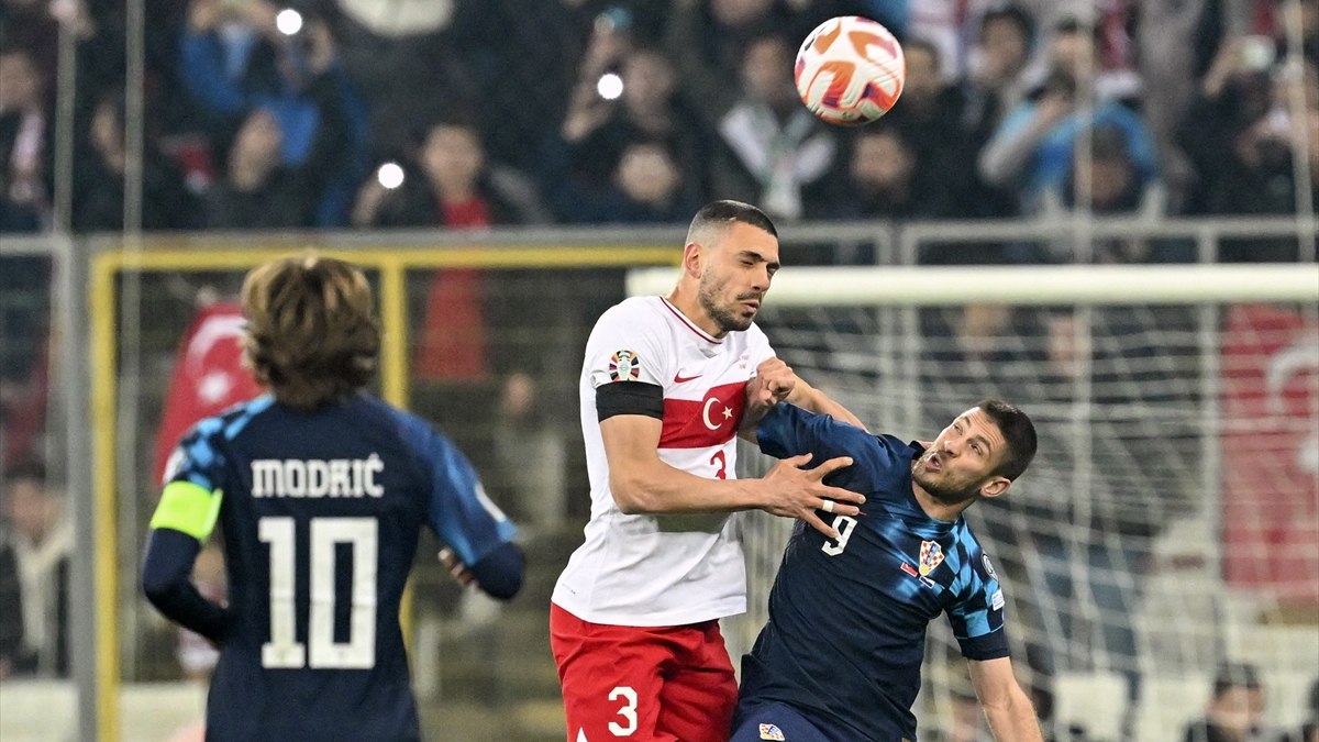 Merih Demiral: Stefan Kuntz hakkında konuşmam doğru olmaz