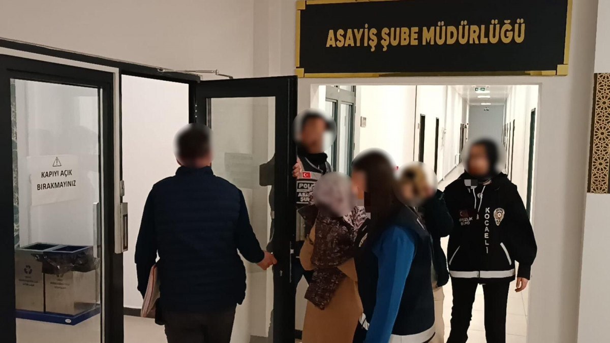 Kocaeli’de 2 evden 80 bin TL'lik ziynet eşyası çalan 2 kadın hırsız yakalandı