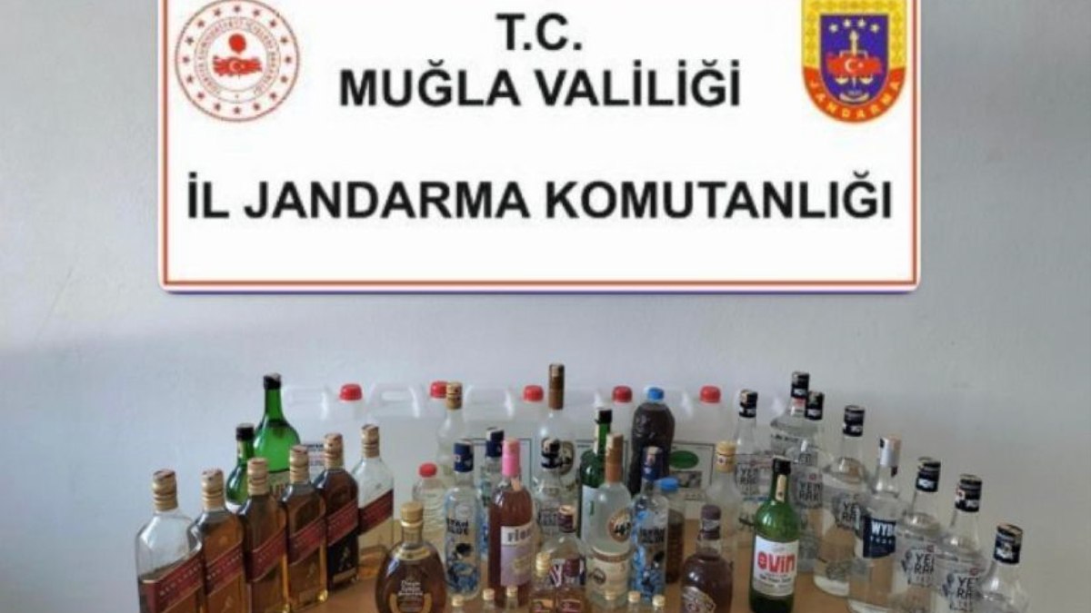 Muğla'da kaçak alkol operasyonu: 3 gözaltı