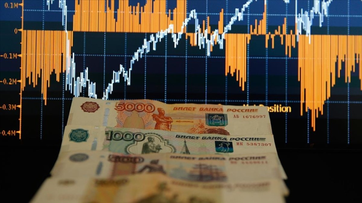 Rusya'da ihracat ödemelerinde rublenin payı doları yakaladı