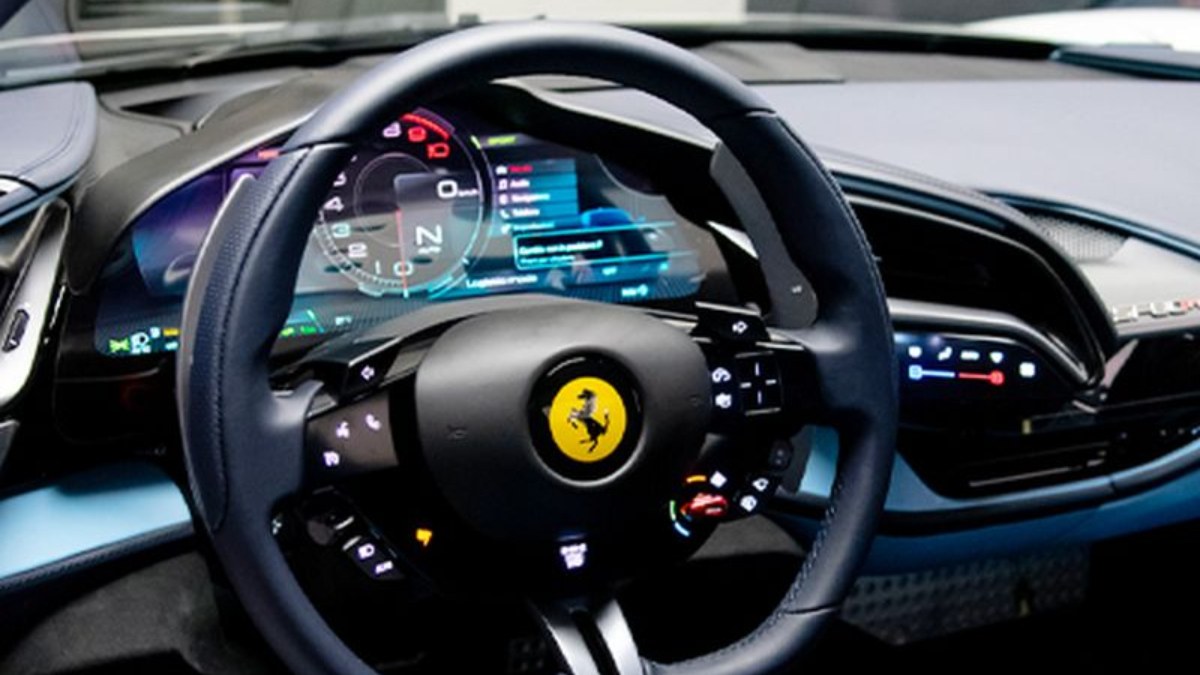 Ferrari ve Samsung, araç içi ekranlar konusunda anlaştı