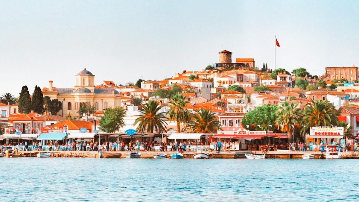 Cunda Adası nerede? Cunda Adası hangi ilimize bağlı?