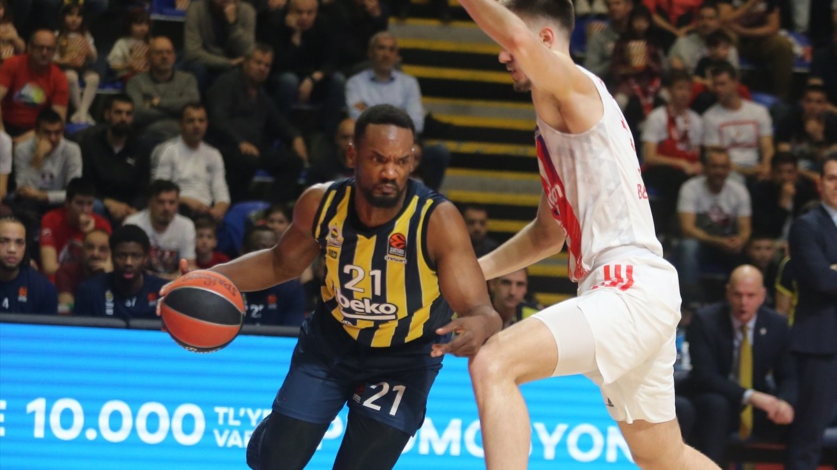Fenerbahçe, Kızılyıldız'a yenilse de play-off'u garantiledi
