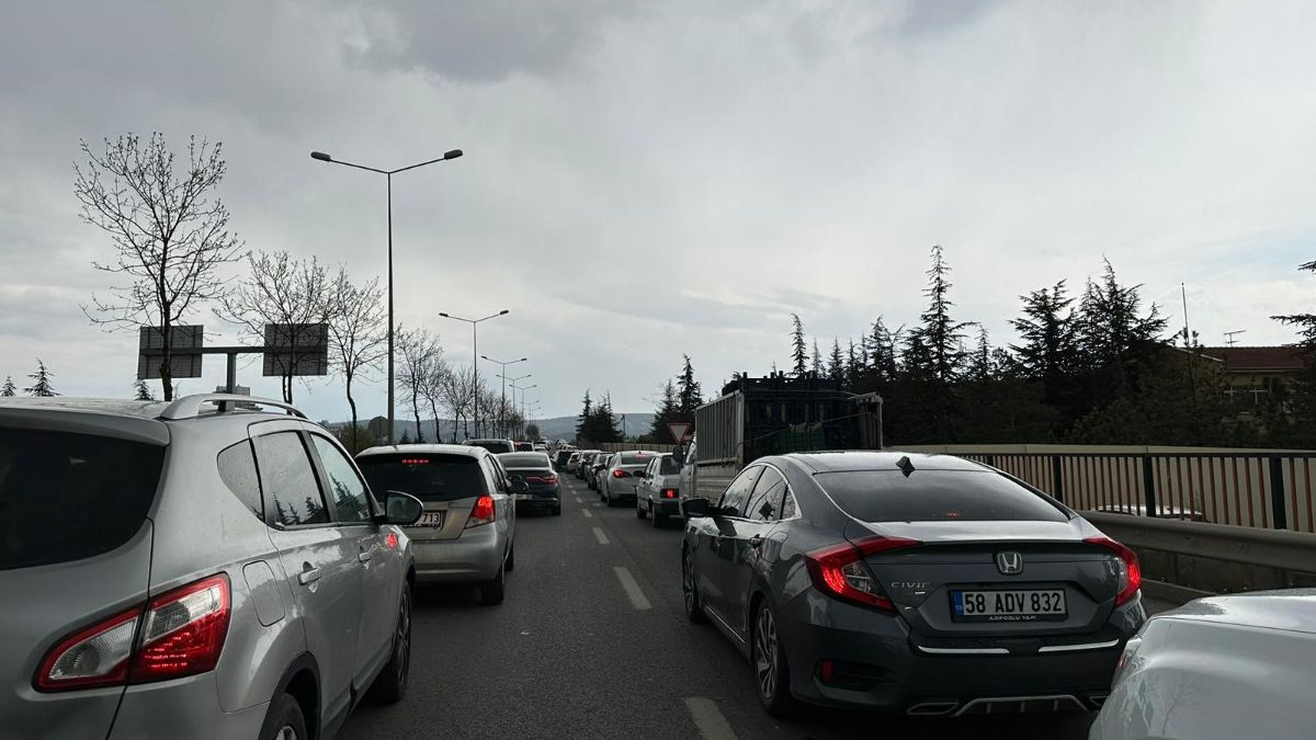Eskişehir'de bayram trafiği