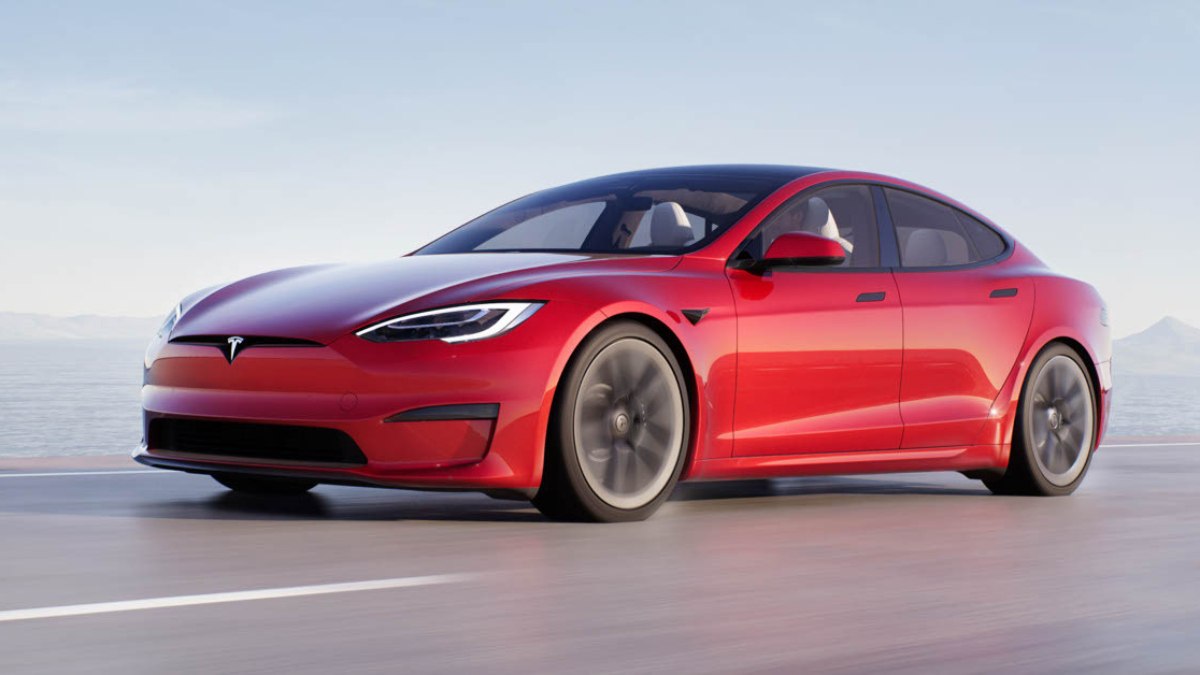 Tesla, ilk çeyrekte 23,3 milyar dolar gelir elde etti