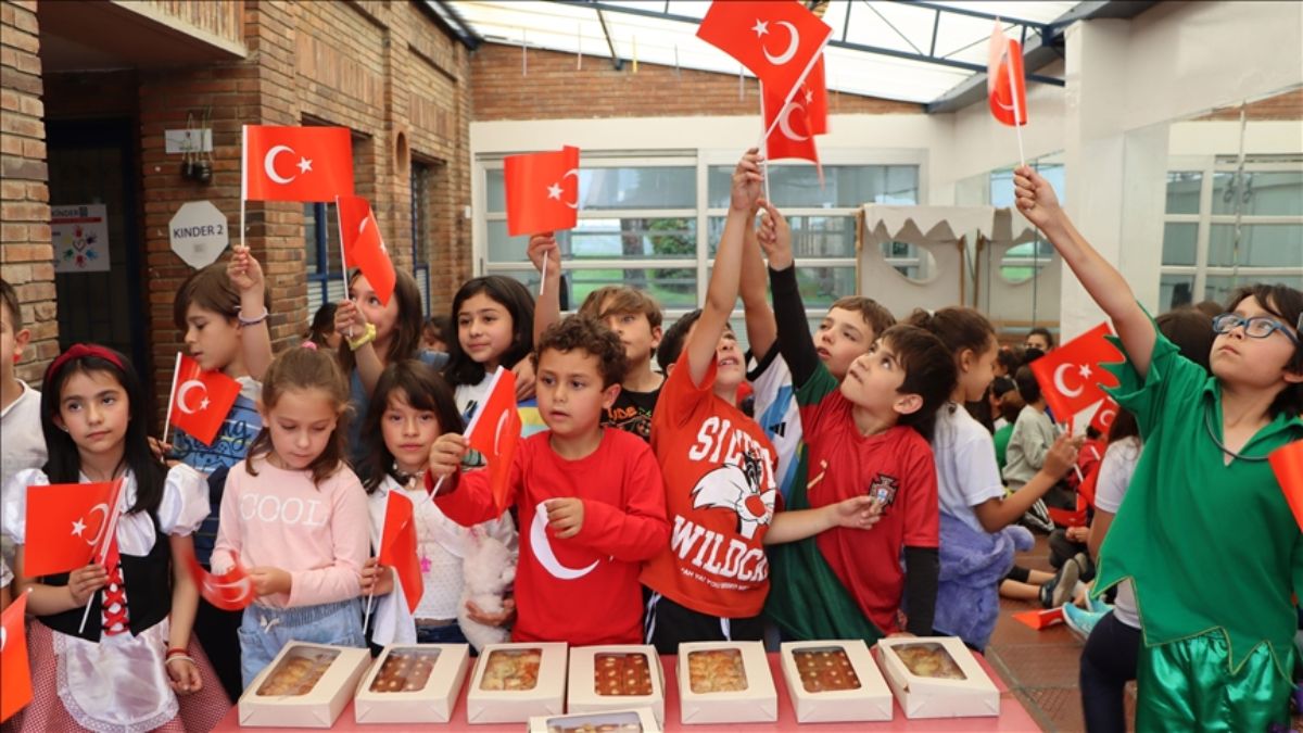 23 Nisan Bayramı Kolombiya'da kutlandı