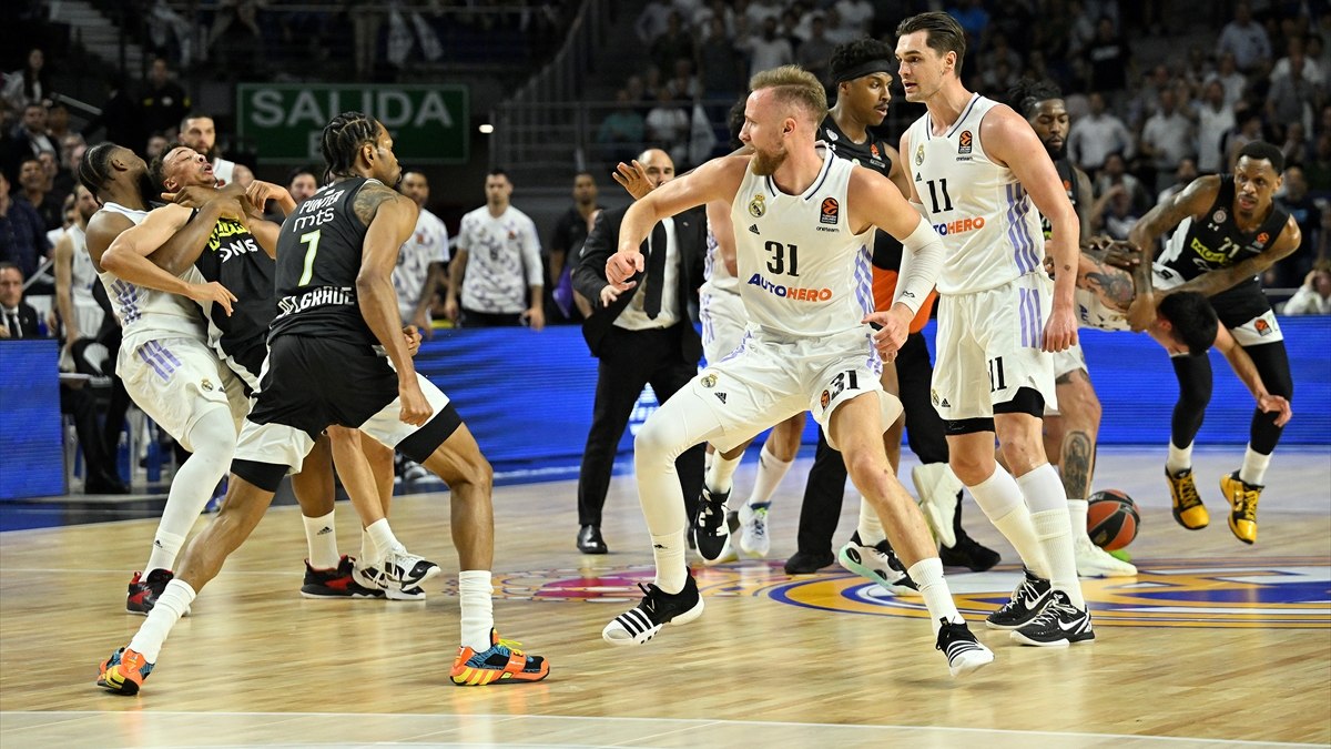 Olaylı Real Madrid-Partizan maçının skoru tescil edildi