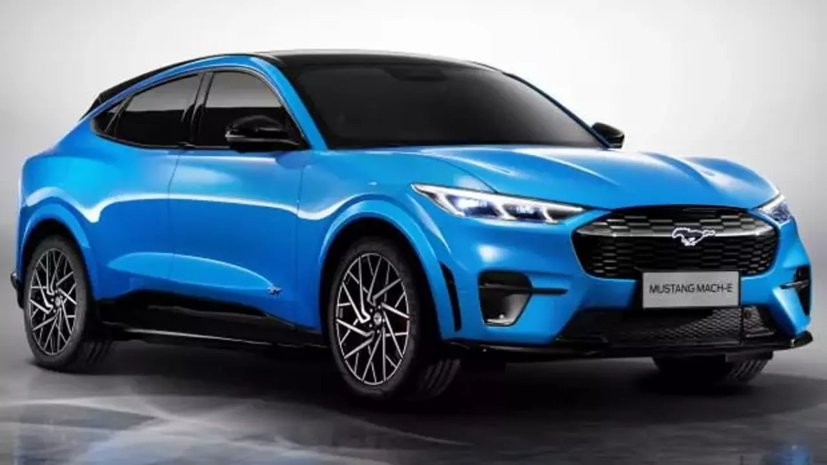 Ford, elektrikli Mustang Mach-E fiyatını indirdi