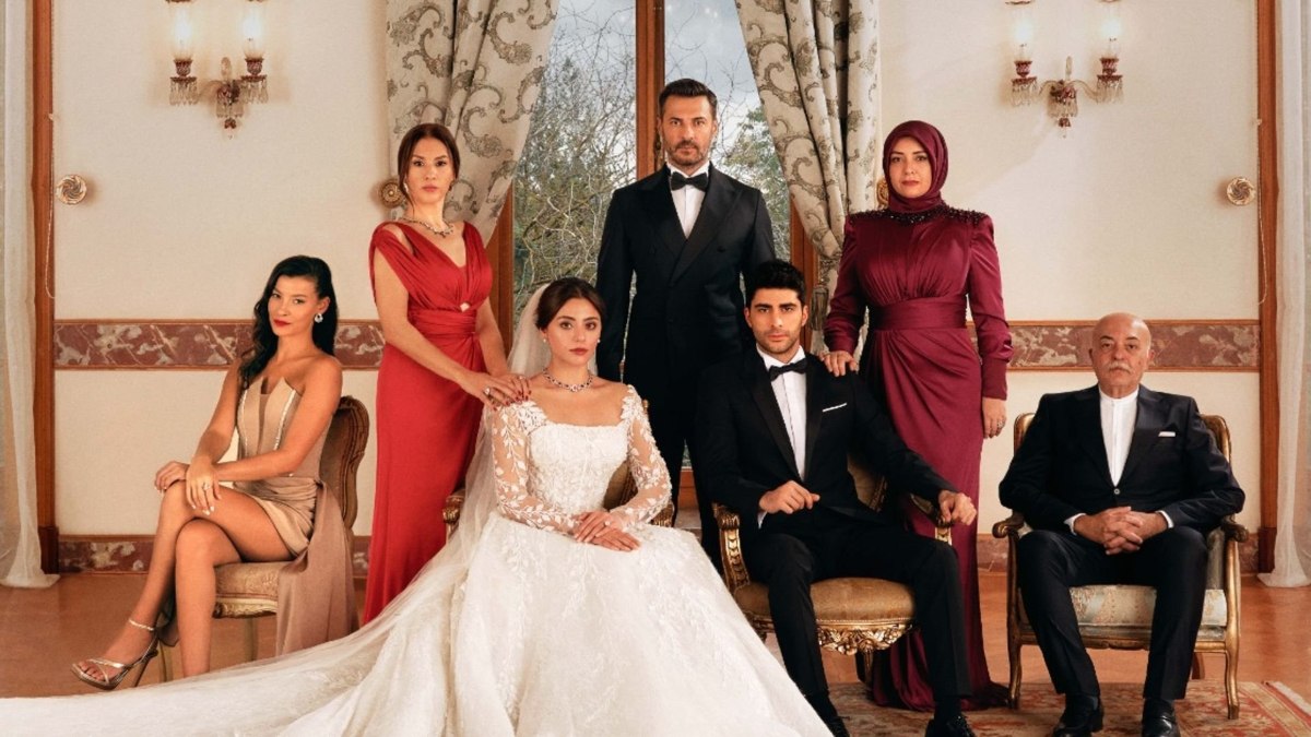 Seyircileri şoke eden detay! Kızılcık Şerbeti'nin senaristi bakın kim çıktı! Meğer Gelin Nilay'ın...