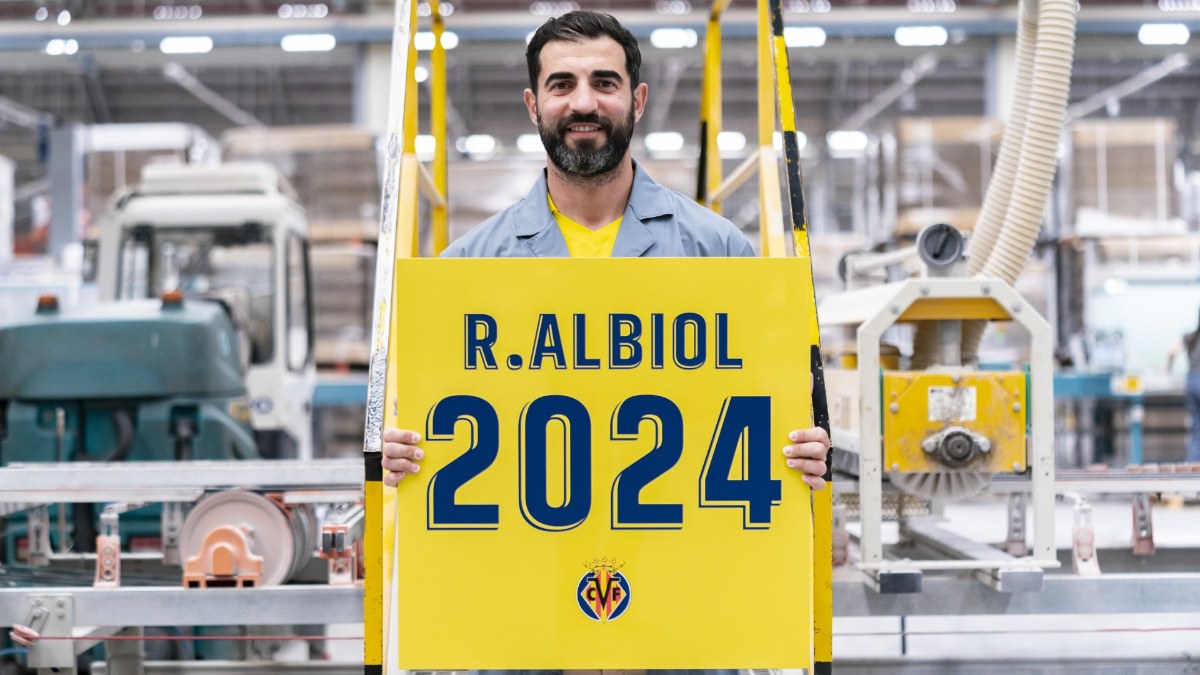 Villarreal, Raul Albiol'un sözleşmesini yeniledi