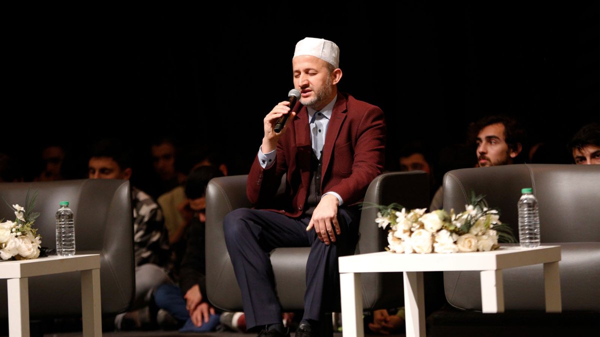 Aziz Mahmud Hüdai Camii İmamı Hırvatistan'daki Hafızlık yarışmasında  dünya üçüncüsü oldu